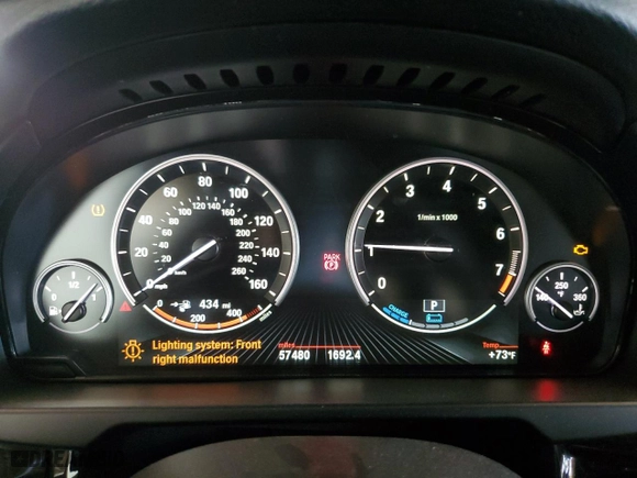 2018 BMW X5 xDrive40e iPerformance with VIN 5UXKT0C53J0W02429, listed as a Copart auction lot 51874485 with 57,480 mi miles and Salvage Title. Bid and sale history available at carsss.com. Image 9.