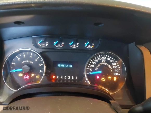 2013 Ford F-150 XL with VIN 1FTEW1CM8DKF66846, listed as a IAAI auction lot 41636606 with 129,161 mi miles. Bid and sale history available at carsss.com. Image 7.