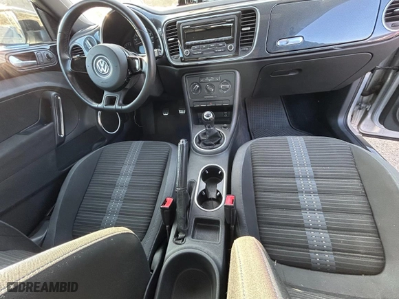 2012 Volkswagen Beetle 2.0T Turbo with VIN 3VW467AT8CM650890, listed as a Copart auction lot 83903324 with 105,476 mi miles and Clean Title. Bid and sale history available at carsss.com. Image 9.