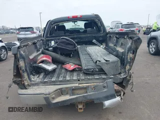 2010 GMC Sierra 1500 SLE z VIN 3GTRKVE38AG217942, wystawiony jako IAAI lot #41694936 z przebiegiem 115 167 mil mil oraz . Historia ofert i sprzedaży dostępna na DreamBid. Obrazek 16.