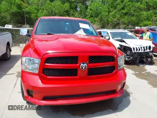 2013 Ram 1500 Express z VIN 1C6RR6KT3DS724256, wystawiony jako IAAI lot #42031944 z przebiegiem 175 645 mil mil oraz . Historia ofert i sprzedaży dostępna na DreamBid. Obrazek 12.