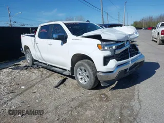 2024 Chevrolet Silverado 1500 LT with VIN 2GCUDDED7R1254458, listed as a IAAI auction lot 41999936 with 3,831 mi miles. Bid and sale history available at carsss.com. Image 1.