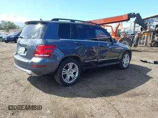 2015 Mercedes-Benz GLK 350 z VIN WDCGG5HB3FG441600, wystawiony jako IAAI lot #42195236 z przebiegiem 36 505 mil mil oraz . Historia ofert i sprzedaży dostępna na DreamBid. Obrazek 4.