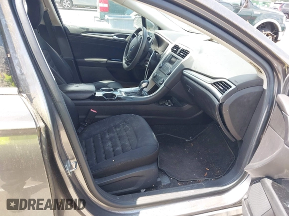 2013 Ford Fusion SE with VIN 3FA6P0H76DR118606, listed as a IAAI auction lot 42159398 with 103,317 mi miles. Bid and sale history available at carsss.com. Image 5.