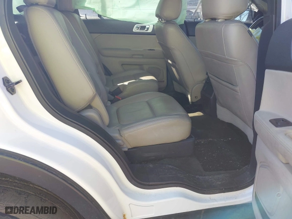 2014 Ford Explorer XLT with VIN 1FM5K8D89EGA68175, listed as a IAAI auction lot 41664241 with 1 mi miles. Bid and sale history available at carsss.com. Image 8.