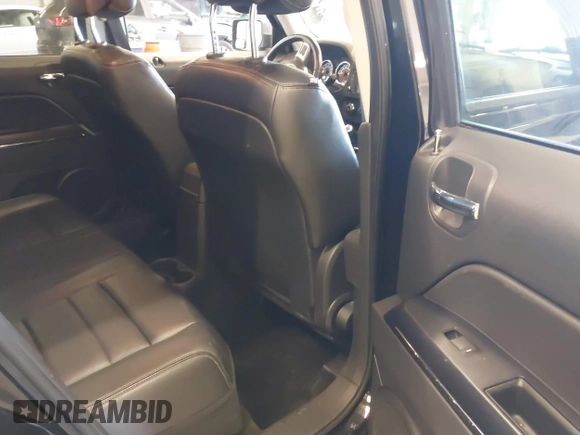 2014 Jeep Patriot Limited with VIN 1C4NJRCB4ED629085, listed as a IAAI auction lot 39414215 with 87,409 mi miles. Bid and sale history available at carsss.com. Image 8.
