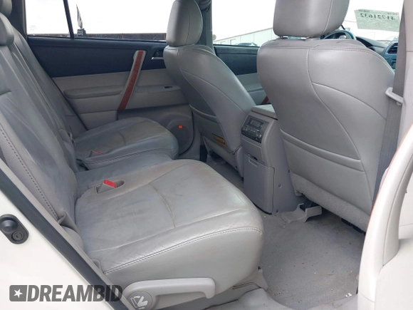 2010 Toyota Highlander Limited with VIN 5TDYK3EH5AS016027, listed as a IAAI auction lot 41721632 with 224,068 mi miles and . Bid and sale history available at DreamBid. Image 8.
