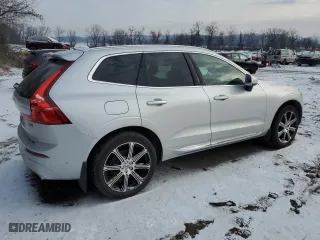 2019 Volvo XC60 Inscription with VIN LYV102RLXKB227618, listed as a Copart auction lot 89004055 with 41,981 mi miles and Salvage Title. Bid and sale history available at carsss.com. Image 3.