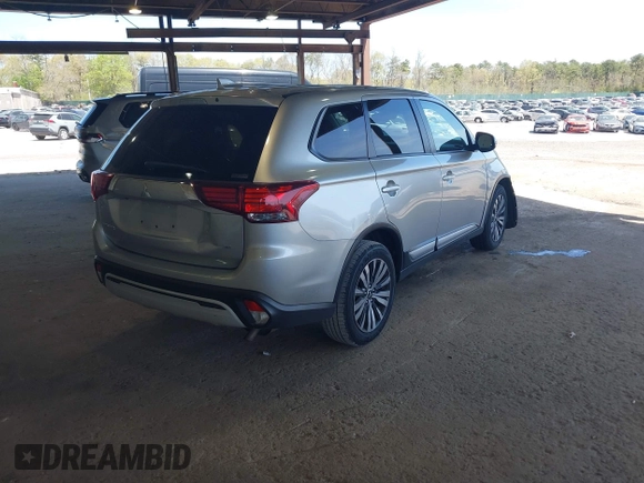 2020 Mitsubishi Outlander ES z VIN JA4AZ3A34LZ044369, wystawiony jako IAAI lot #42170949 z przebiegiem 133 730 mil mil oraz . Historia ofert i sprzedaży dostępna na DreamBid. Obrazek 4.