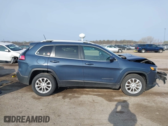 2019 Jeep Cherokee Latitude with VIN 1C4PJLCB2KD403788, listed as a IAAI auction lot 41934713 with 95,455 mi miles and . Bid and sale history available at DreamBid. Image 13.