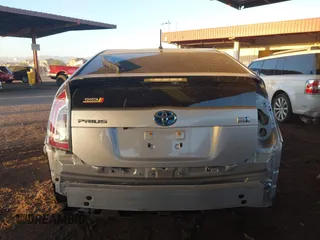 2015 Toyota Prius Four with VIN JTDKN3DU6F0480191, listed as a IAAI auction lot 41584260 with 91,292 mi miles. Bid and sale history available at carsss.com. Image 18.
