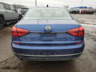 2016 Volkswagen Passat 1.8T SEL with VIN 1VWCT7A35GC068080, listed as a Copart auction lot 82025654 with 98,248 mi miles and Clean Title. Bid and sale history available at carsss.com. Image 6.
