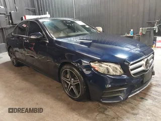 2019 Mercedes-Benz E 300 z VIN WDDZF4KB5KA563057, wystawiony jako IAAI lot #42253134 z przebiegiem 68 806 mil mil oraz . Historia ofert i sprzedaży dostępna na DreamBid. Obrazek 1.