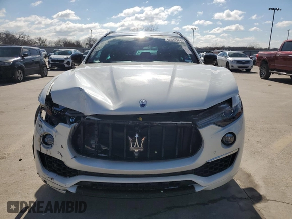 2022 Maserati Levante GT with VIN ZN661XUA1NX400259, listed as a Copart auction lot 42531984 with 26,229 mi miles. Bid and sale history available at carsss.com. Image 5.