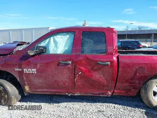 2018 Ram 1500 Express с VIN 1C6RR7FT8JS344020, выставлен на аукционе IAAI как лот 41344914 с пробегом Не указан миль и . История ставок и продаж доступна на DreamBid. Изображение 13.