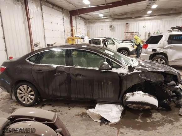 2015 Buick Verano with VIN 1G4PP5SKXF4176671, listed as a IAAI auction lot 41381241 with 1 mi miles. Bid and sale history available at carsss.com. Image 12.