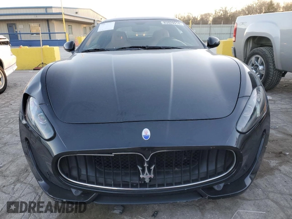 2013 Maserati GranTurismo Sport with VIN ZAM45VLA7D0073260, listed as a Copart auction lot 85929914 with 74,045 mi miles and Salvage title. Bid and sale history available at DreamBid. Image 5.