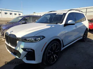 2022 BMW X7 xDrive40i z VIN 5UXCW2C03N9K34637, wystawiony jako Copart lot #42812305 z przebiegiem 44 819 mil mil oraz Szkoda całkowita • Salvage title. Historia ofert i sprzedaży dostępna na DreamBid. Obrazek 1.
