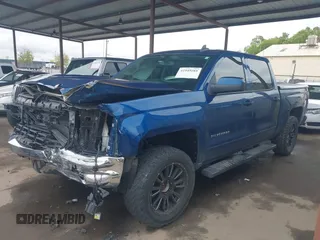 2017 Chevrolet Silverado 1500 LT with VIN 3GCPCREC5HG119019, listed as a IAAI auction lot 41949285 with 104,583 mi miles. Bid and sale history available at carsss.com. Image 18.