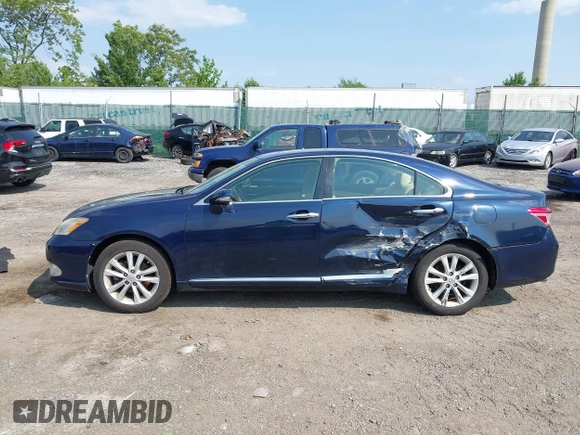 2011 Lexus ES 330 with VIN JTHBK1EG7B2437904, listed as a IAAI auction lot 42486692 with Not provided miles and . Bid and sale history available at DreamBid. Image 13.