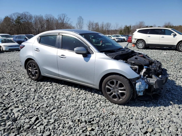 2019 Toyota Yaris Sedan L with VIN 3MYDLBYV5KY503859, listed as a Copart auction lot 46926325 with 86,312 mi miles and Salvage Title. Bid and sale history available at carsss.com. Image 4.