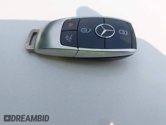 2017 Mercedes-Benz E 300 Luxury с VIN WDDZF4KB2HA012027, выставлен на аукционе IAAI как лот 42490873 с пробегом 95 361 миль миль и . История ставок и продаж доступна на DreamBid. Изображение 11.