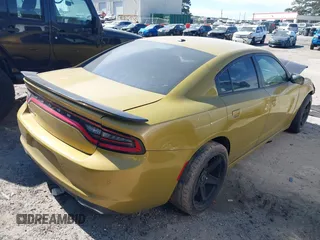 2016 Dodge Charger SE with VIN 2C3CDXBG5GH205540, listed as a IAAI auction lot 41655596 with 190,890 mi miles and . Bid and sale history available at carsss.com. Image 4.