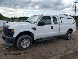 2008 Ford F-250 XL z VIN 1FTSX21R78EE11908, wystawiony jako Copart lot #57948425 z przebiegiem 92 442 mil mil oraz Czysty tytuł • Clean title. Historia ofert i sprzedaży dostępna na DreamBid. Obrazek 1.