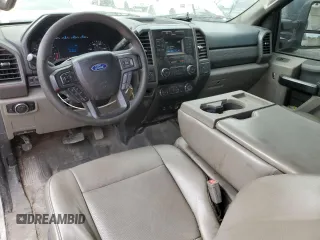 2019 Ford F-250 XL with VIN 1FT7X2A6XKED16231, listed as a Copart auction lot 41452505 with 107,277 mi miles and Non repairable. Bid and sale history available at DreamBid. Image 8.