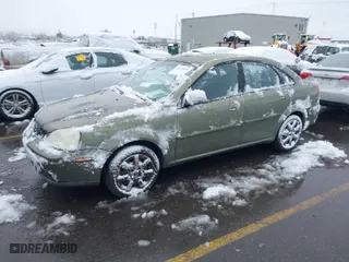 2004 Suzuki Forenza S with VIN KL5JD52Z64K027219, listed as a IAAI auction lot 41799510 with 1 mi miles. Bid and sale history available at carsss.com. Image 2.