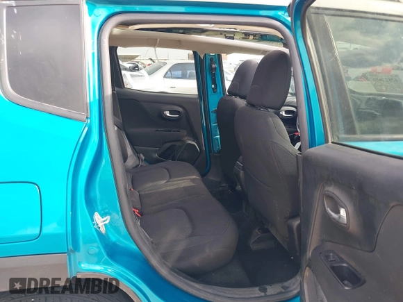 2021 Jeep Renegade Latitude with VIN ZACNJCBB8MPM51418, listed as a IAAI auction lot 42527686 with 64,459 mi miles and . Bid and sale history available at DreamBid. Image 5.