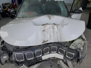2022 Jeep Compass Limited with VIN 3C4NJDCB2NT114678, listed as a Copart auction lot 57389905 with 70,122 mi miles and Salvage title. Bid and sale history available at DreamBid. Image 12.