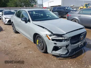 2024 Volvo S60 Core Dark Theme with VIN 7JRL12FKXRG298271, listed as a IAAI auction lot 42736681 with 3,292 mi miles and . Bid and sale history available at DreamBid. Image 1.