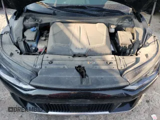 2022 Kia EV6 Wind with VIN KNDC3DLC8N5049958, listed as a Copart auction lot 74338974 with 43,235 mi miles and Salvage Title. Bid and sale history available at carsss.com. Image 12.