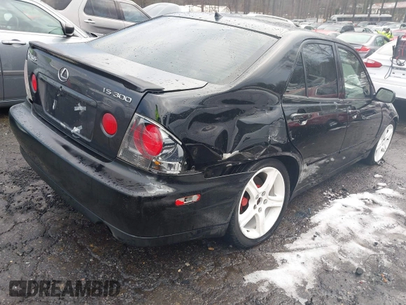 2003 Lexus IS 300/350 with VIN JTHBD192430067307, listed as a IAAI auction lot 41286651 with 271,741 mi miles and . Bid and sale history available at DreamBid. Image 4.