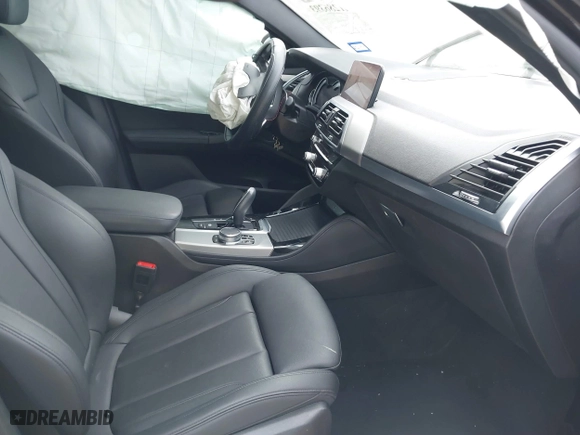 2019 BMW X4 xDrive30i with VIN 5UXUJ3C58KLG55968, listed as a IAAI auction lot 41286393 with 60,785 mi miles. Bid and sale history available at carsss.com. Image 5.