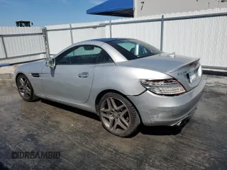 2015 Mercedes-Benz SLK 250 z VIN WDDPK4HA5FF099715, wystawiony jako Copart lot #46414085 z przebiegiem 63 532 mil mil oraz Czysty tytuł • Clean title. Historia ofert i sprzedaży dostępna na DreamBid. Obrazek 2.