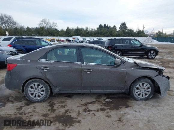 2013 Kia Forte EX with VIN KNAFU4A24D5730361, listed as a IAAI auction lot 41579457 with 89,832 mi miles. Bid and sale history available at carsss.com. Image 14.