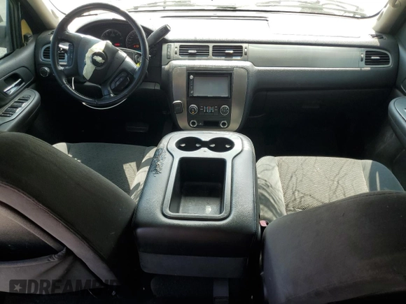 2007 Chevrolet Tahoe LS с VIN 1GNFC13C77R311841, выставлен на аукционе Copart как лот 65167765 с пробегом 155 303 миль миль и Списание • Salvage title. История ставок и продаж доступна на DreamBid. Изображение 8.