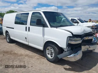 2014 Chevrolet Express Cargo z VIN 1GCZGUCG8E1136459, wystawiony jako IAAI lot #42296394 z przebiegiem 227 976 mil mil oraz . Historia ofert i sprzedaży dostępna na DreamBid. Obrazek 1.