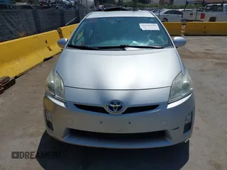 2011 Toyota Prius I with VIN JTDKN3DU8B0266944, listed as a IAAI auction lot 42164570 with 227,422 mi miles. Bid and sale history available at carsss.com. Image 12.
