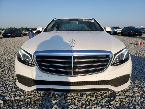 2020 Mercedes-Benz E 350 with VIN WDDZF8EB7LA732564, listed as a Copart auction lot 53996955 with 35,743 mi miles and Salvage Title. Bid and sale history available at DreamBid. Image 5.