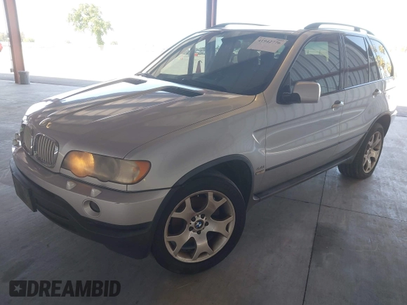 2002 BMW X5 4.4i with VIN 5UXFB33522LH38995, listed as a IAAI auction lot 41942776 with 1 mi miles. Bid and sale history available at carsss.com. Image 2.