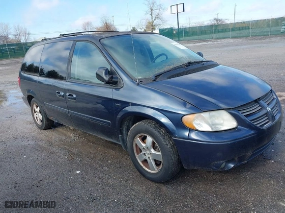 2007 Dodge Grand Caravan SXT with VIN 2D4GP44L37R356984, listed as a IAAI auction lot 41475361 with 153,843 mi miles. Bid and sale history available at carsss.com. Image 1.