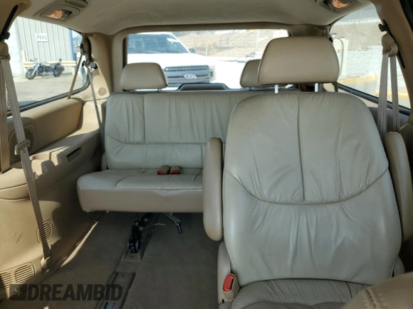 1998 Chrysler Town & Country LXi with VIN 1C4GP64L2WB637437, listed as a Copart auction lot 70504424 with 82,972 mi miles and Salvage Title. Bid and sale history available at carsss.com. Image 10.