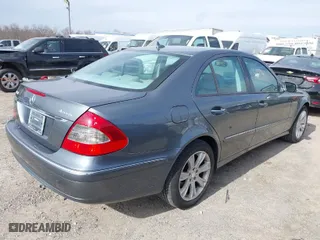 2009 Mercedes-Benz E-Class Luxury 3.5L with VIN WDBUF87X09B430208, listed as a IAAI auction lot 41834837 with 111,060 mi miles. Bid and sale history available at carsss.com. Image 4.