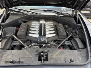 2019 Rolls-Royce Wraith z VIN SCA665C54KUX87311, wystawiony jako Copart lot #52000635 z przebiegiem 14 875 mil mil oraz Tytuł czysty. Historia ofert i sprzedaży dostępna na DreamBid. Obrazek 7.