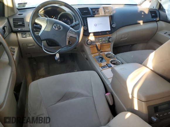 2010 Toyota Highlander Hybrid with VIN JTEBW3EH5A2038655, listed as a Copart auction lot 88316875 with 217,738 mi miles and Salvage Title. Bid and sale history available at carsss.com. Image 8.