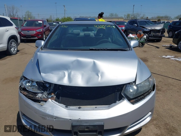 2010 Honda Civic Cpe LX with VIN 2HGFG1B67AH535385, listed as a IAAI auction lot 42085053 with 150,803 mi miles. Bid and sale history available at carsss.com. Image 12.