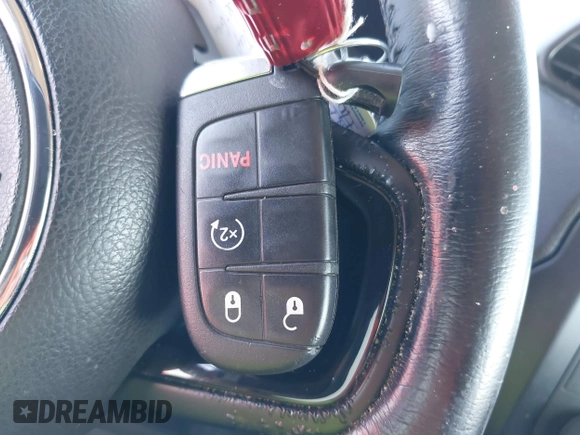 2017 Jeep Renegade Latitude with VIN ZACCJABB6HPG45899, listed as a IAAI auction lot 41531935 with 110,533 mi miles. Bid and sale history available at carsss.com. Image 11.